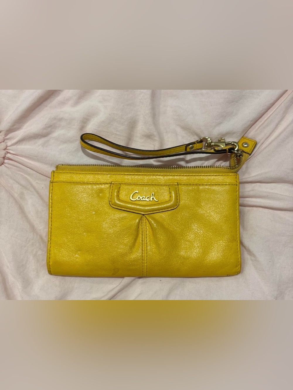 Coach Yellow Leather Wristlet Clutch with Logo 💛